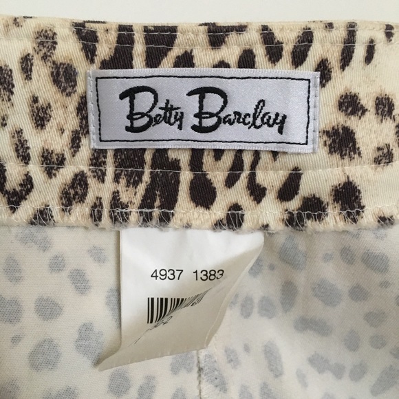 Betty Barklay leopard print pencil skirt - Picture 3 of 3